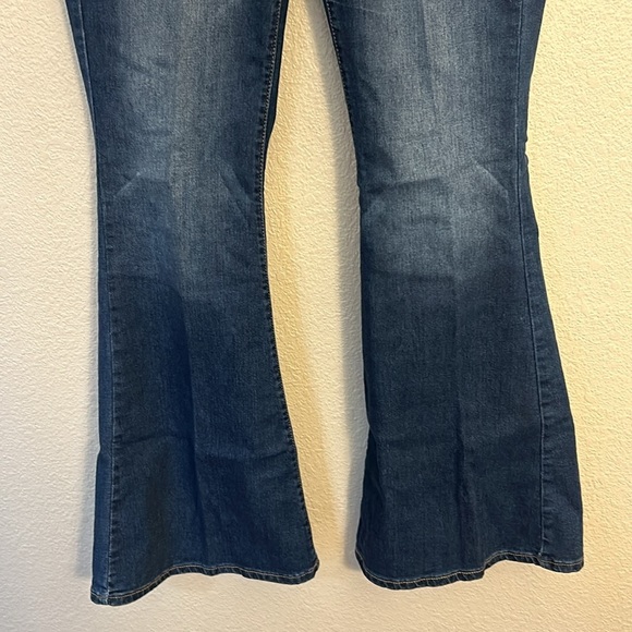 Juniors flare jeans size 13, 32” inseam from Kohls. - Picture 3 of 8